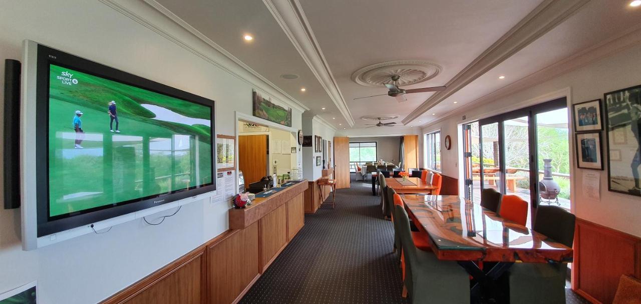 Maxwell'S Golf Retreat Villa Bombay Kültér fotó